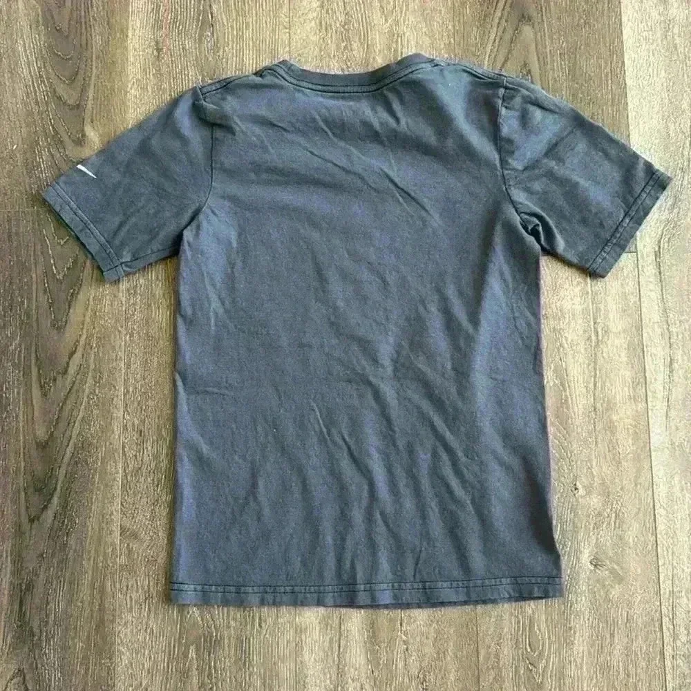 Chiefs Nike Tee AFC Champions Youth size medium